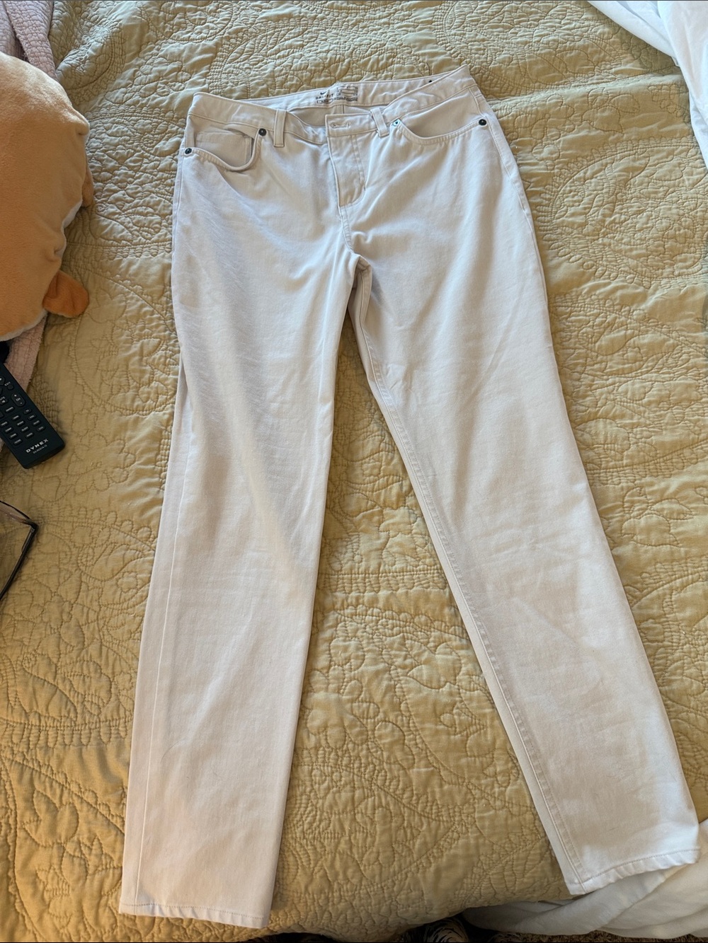 Nike Cream Straight-Leg Women’s Jeans